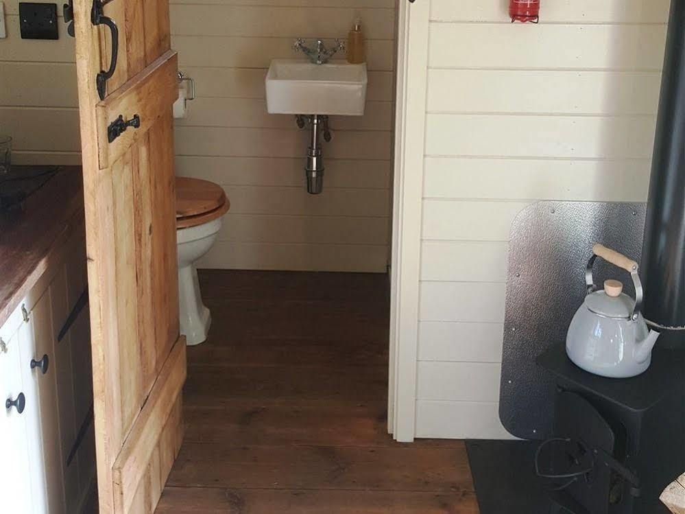 هيدكورن Wilderness B&B 3 Self Contained Rooms Nr Sissinghurst المظهر الخارجي الصورة