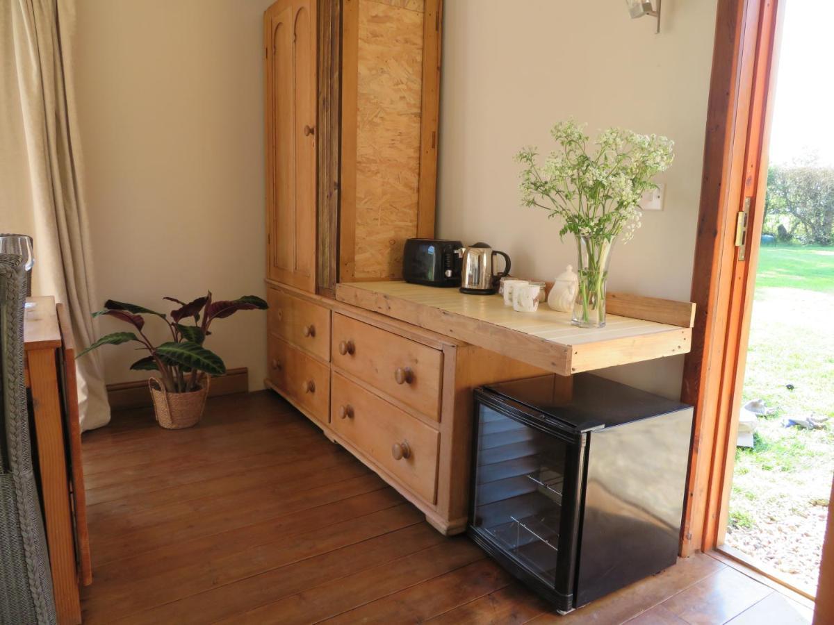هيدكورن Wilderness B&B 3 Self Contained Rooms Nr Sissinghurst المظهر الخارجي الصورة