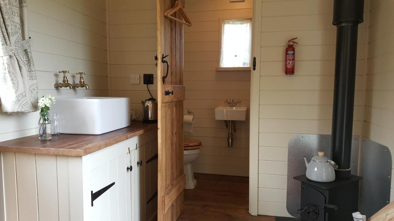 هيدكورن Wilderness B&B 3 Self Contained Rooms Nr Sissinghurst المظهر الخارجي الصورة